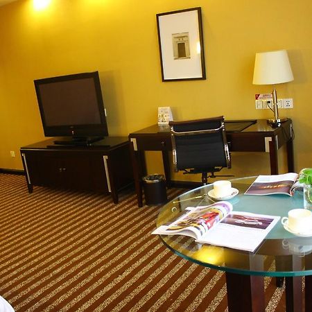 Yitel Hotel Shanghai Bagian luar foto